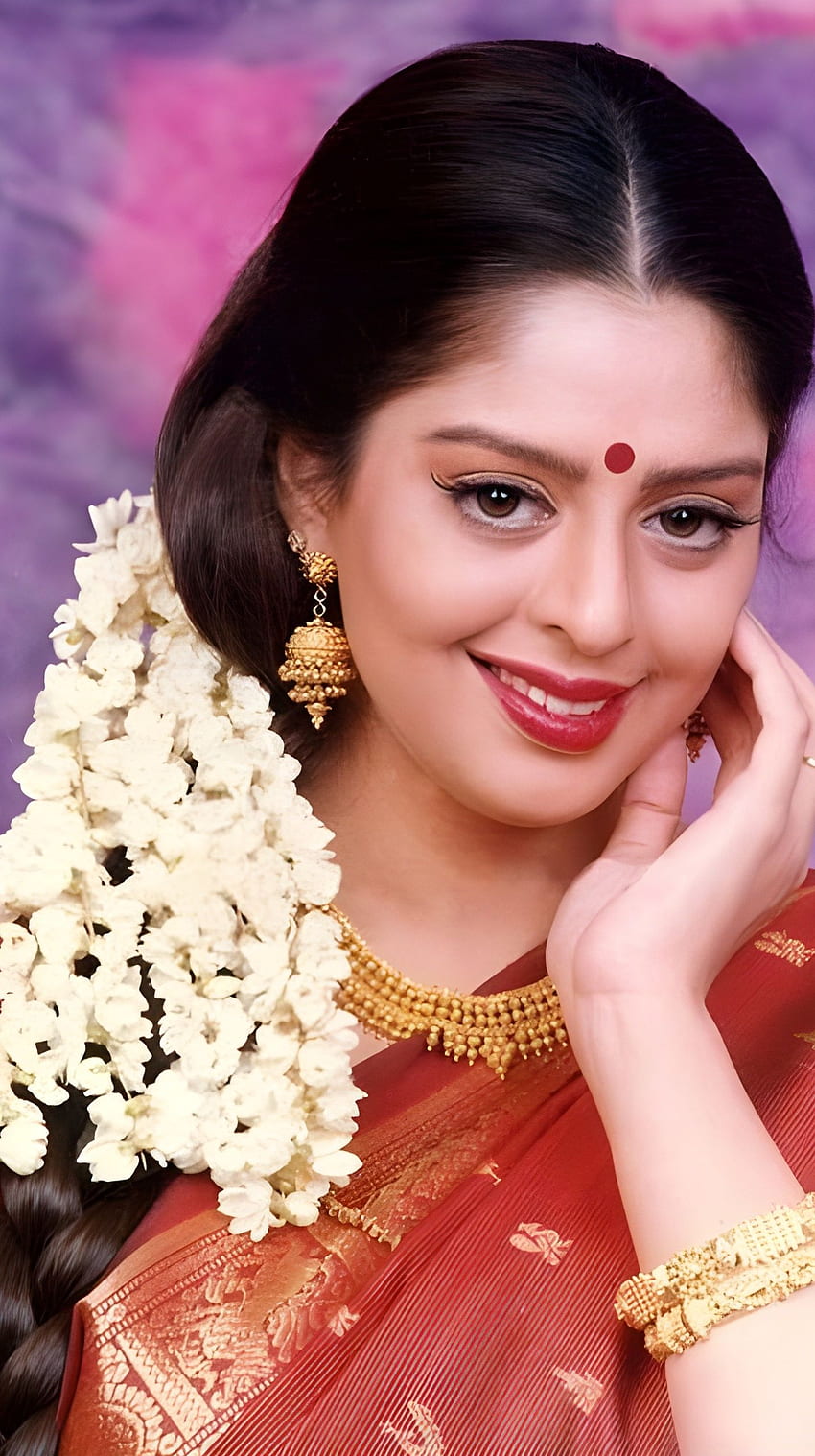 Nagma, Saree Beauty, tamilische Schauspielerin HD-Handy-Hintergrundbild