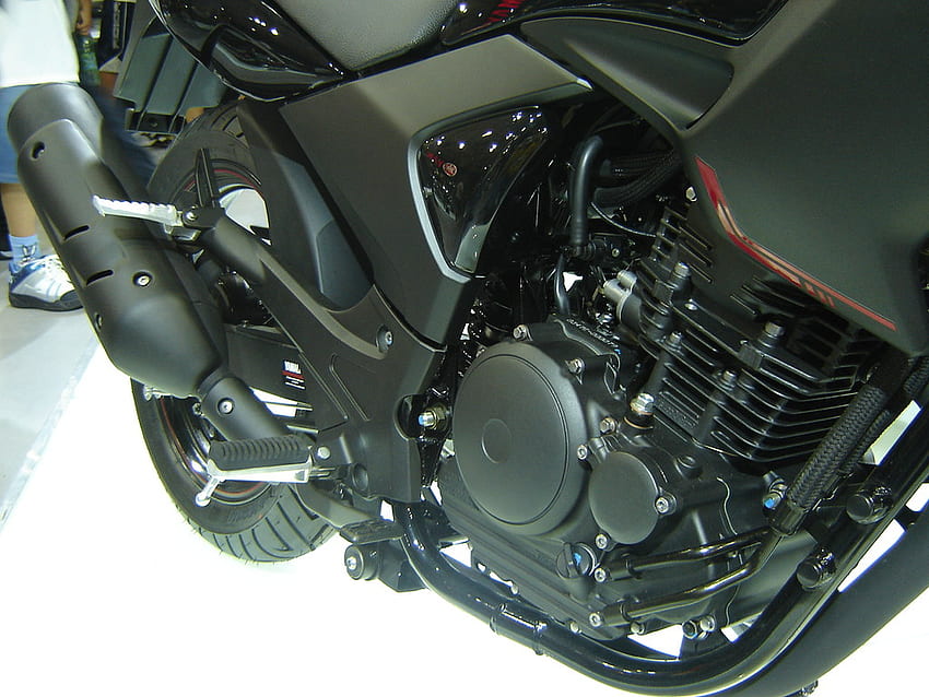 Yamaha Fazer 250 Limited Edition. Motor pintado de preto fo HD wallpaper
