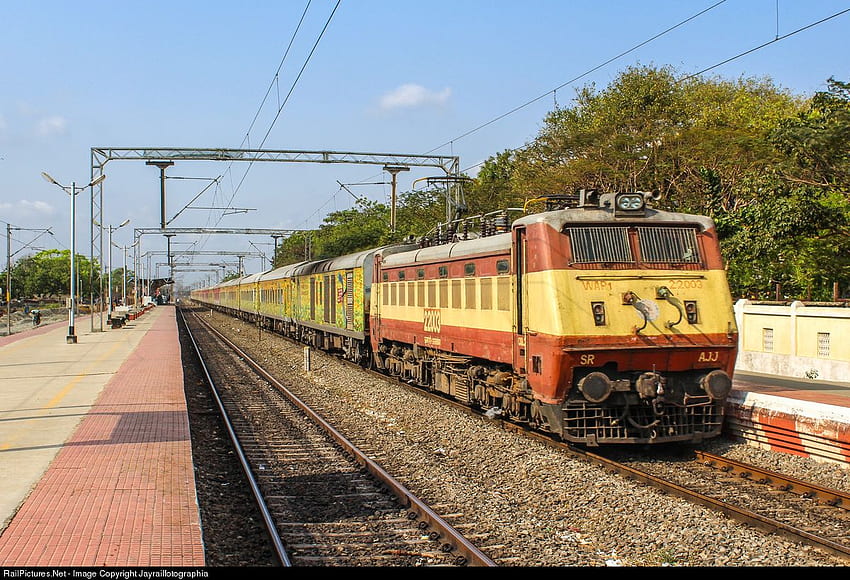 Индийските железници WAP 1 в Ченай, Индия От Jayrailfotographia. Индийски железници, индийски железопътен влак, железопътна линия HD тапет