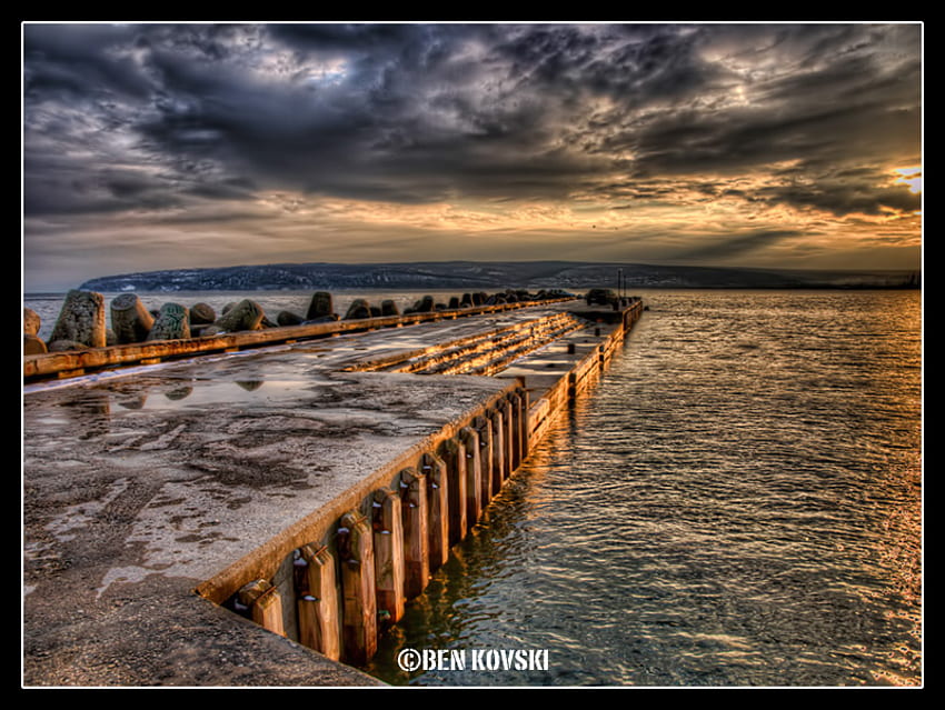 Varna, Meer, Grafik, dunkel, hell, Bulgarien, Wolken, Natur, Himmel, Dock, Wasser, Sonne, Sonnenuntergang HD-Hintergrundbild
