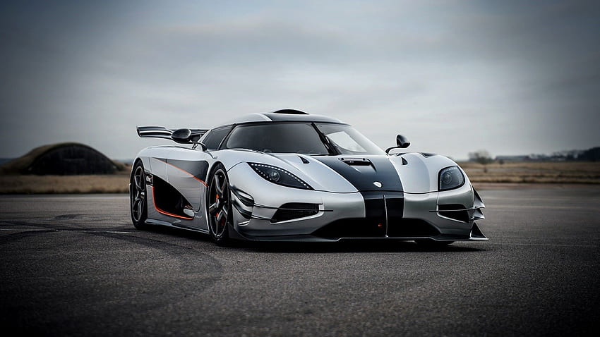 Hypercar HD wallpaper