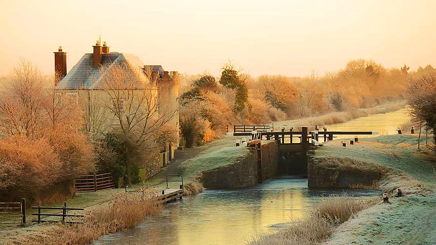Frosty Morning at Boland's Lock in Tullamore, Ireland, snow, ice, winter, landscape, watermill, road HD wallpaper