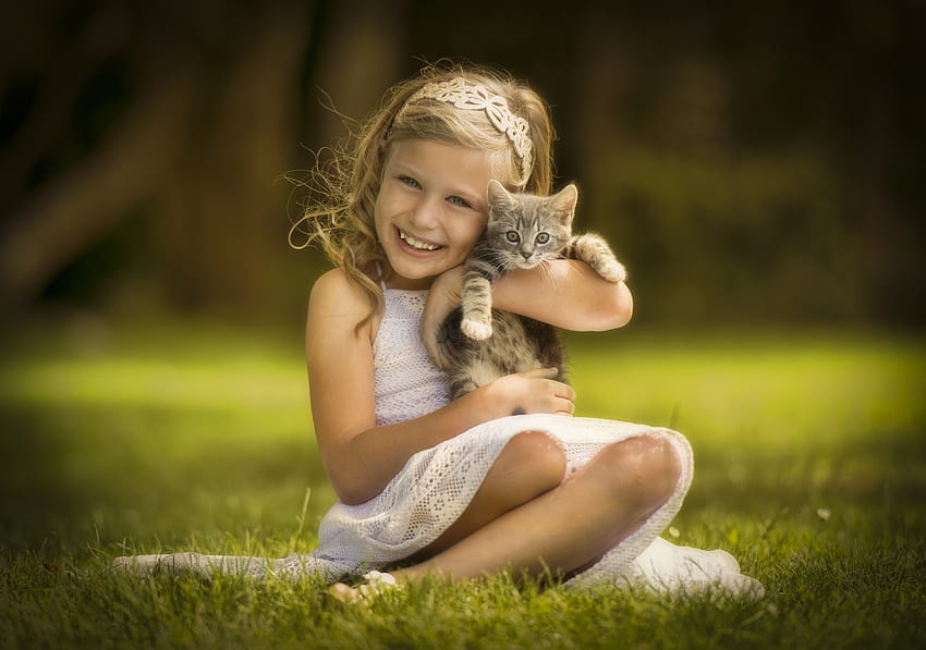 little girl, childhood, blonde, fair, nice, adorable, bonny, sweet, Belle, white, smile, Hair, girl, cat, grass, comely, sightly, pretty, green, face, lovely, pure, child, fun, graphy, cute, baby, , set, Nexus, beauty, play, kid, feet, beautiful, people, little, pink, love, dainty HD wallpaper
