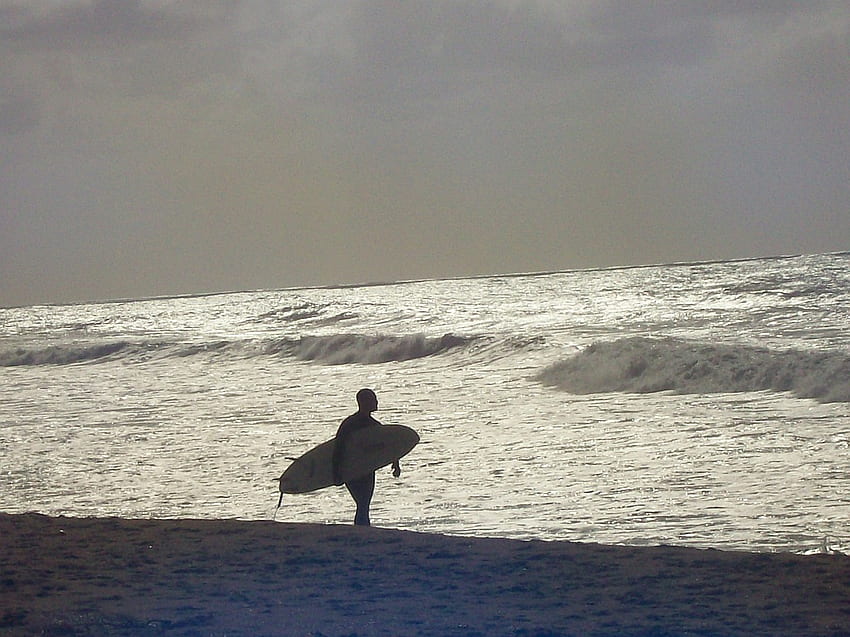 Stormy Monday, oceanos, ondas, grafia, luz, preto e branco, praias, sunset beach, surfistas papel de parede HD