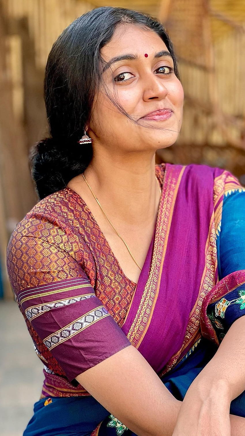 Rinku Rajguru, bollywood actress, saree beauty, marathi actress HD phone wallpaper