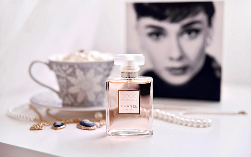 Coco Chanel Perfume - Chanel Perfume - & Background, Coco Chanel Girly HD wallpaper