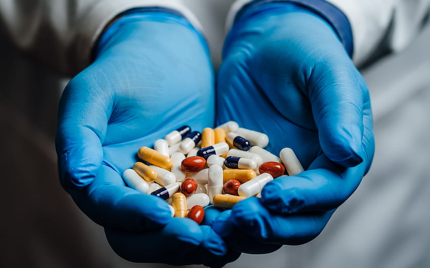 tabletten in der hand, kapseln, medikamente, medizinkonzepte, drogen, tabletten, tablettenherstellung, medizin HD-Hintergrundbild