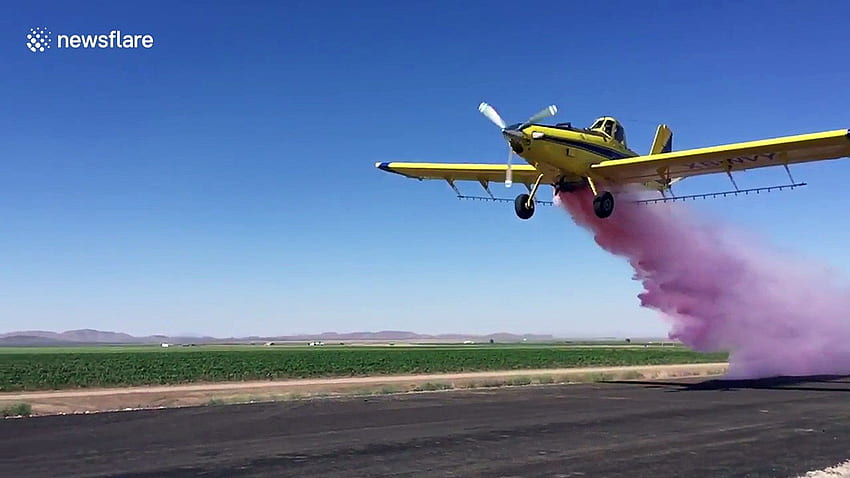 Пилот разкрива пола на второто бебе със самолет Air Tractor HD тапет