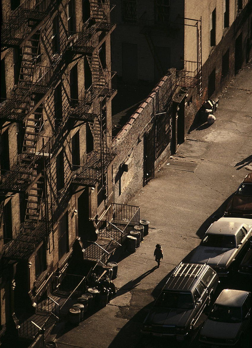 Capturing East Harlem in the 80s Classic graphy HD phone wallpaper