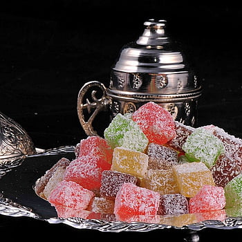 Traditional Eastern Dessert Rahat Lokum Stock Photo - Download Image Now -  Turkish Delight, Eid-Ul-Fitr, Arab Culture - iStock