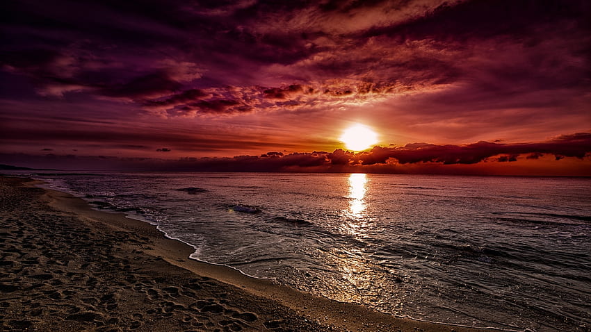 Spektakularna plaża o zachodzie słońca, morze, przyroda, zachody słońca, plaże, chmury, niebo Tapeta HD
