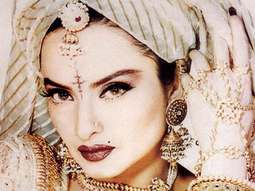 Indian Old Actress Rekha Hot Pics & New Latest Gallery HD wallpaper | Pxfuel