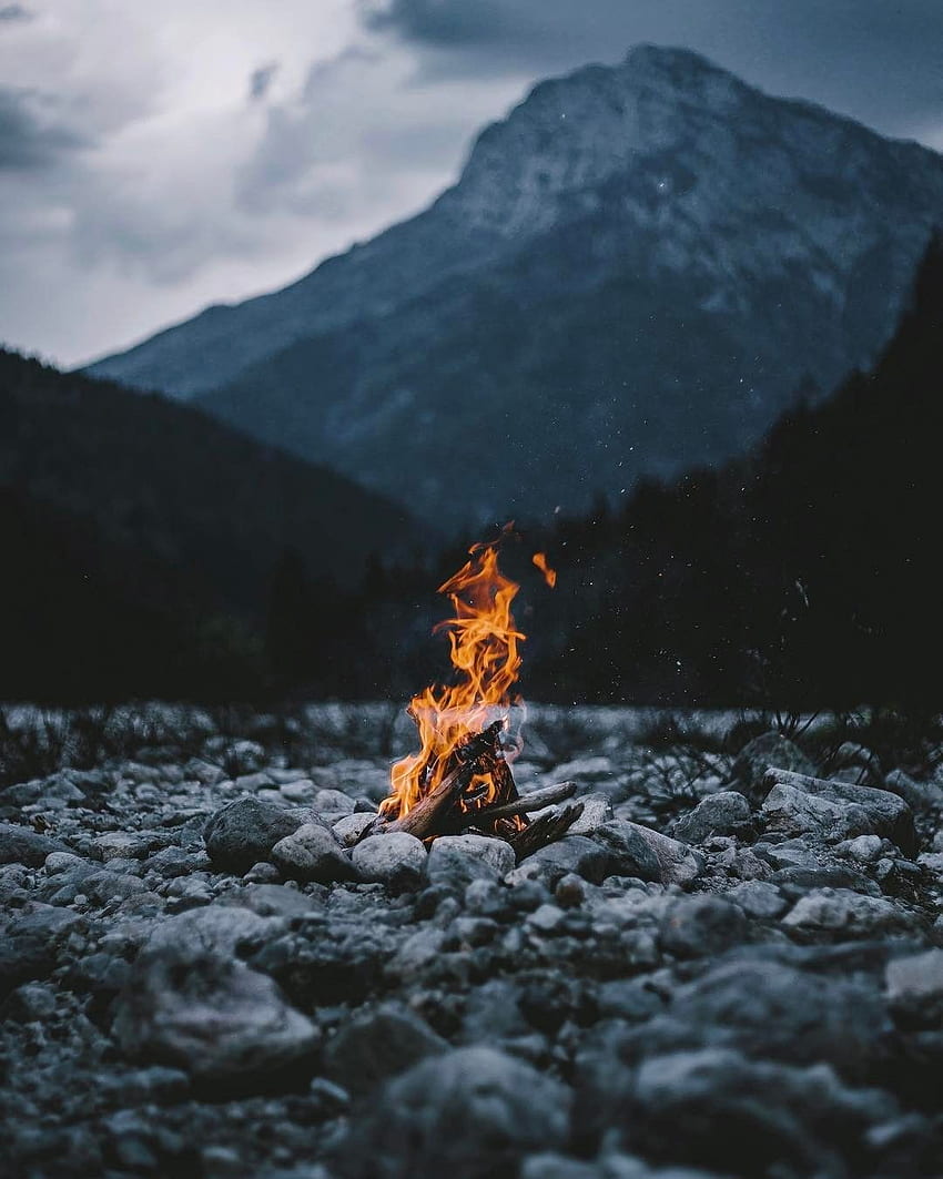 Cozy Campfires : . Fire graphy, graphy, Nature graphy HD phone wallpaper
