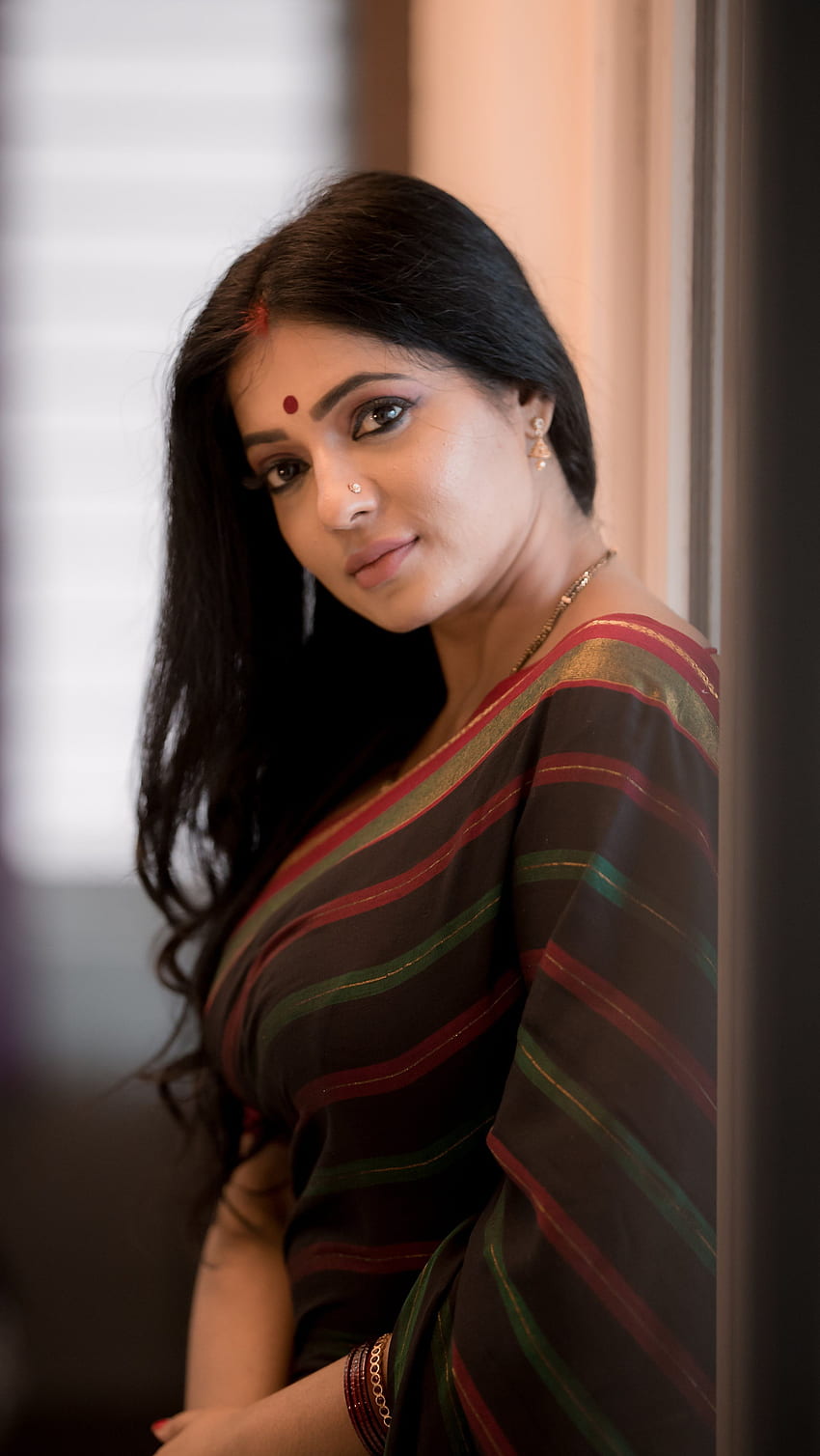 Reshma pasupuleti, pecinta saree, aktris tamil wallpaper ponsel HD