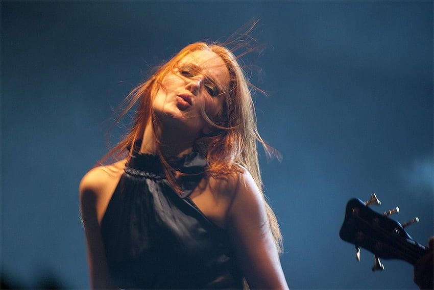 Epica - Simone Simons, gotico, olandese, cantante, simons, simone, symphonic, heavy, epica, metal, redhead Sfondo HD