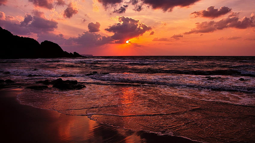 magnifico tramonto sull'oceano, mare, onde, rocce, tramonto, spiaggia Sfondo HD