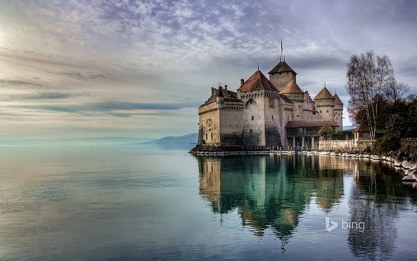Château de Chillon on Lake Geneva, Switzerland - Bing HD wallpaper