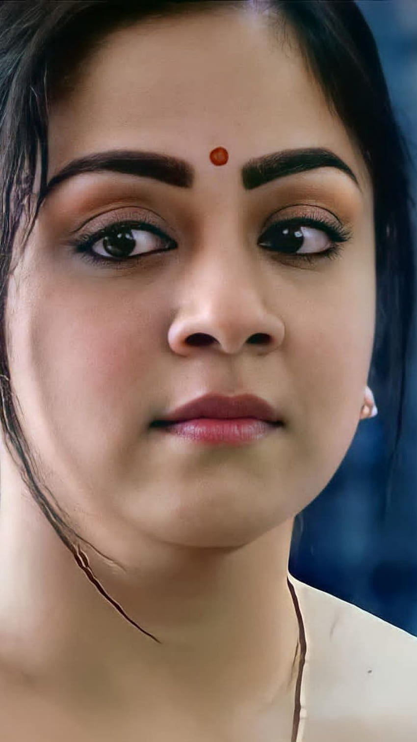 Jothika, actriz tamil, linda, hermosa fondo de pantalla del teléfono