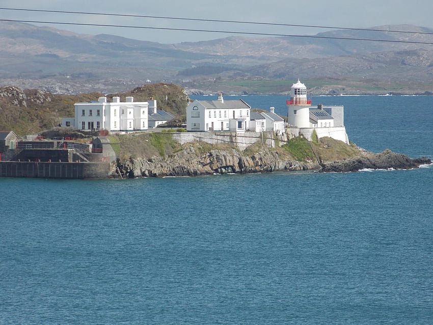Crookhaven Lighthouse, West Cork by Marie Sweeney. House HD wallpaper