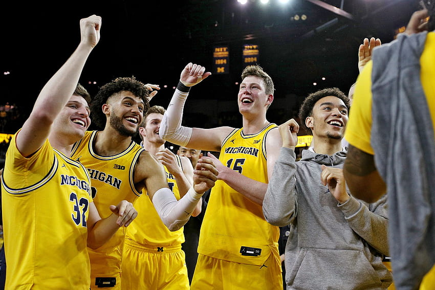 Perché il basket del Michigan ha prosperato sui campi neutrali di March Madness, Michigan Wolverines Basketball Sfondo HD