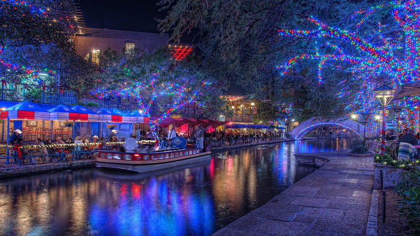 Lights at Christmas Night cafe christmas city light night river [] for your  , Mobile & Tablet. Explore Christmas Night . 3D Christmas , Christmas HD  wallpaper | Pxfuel