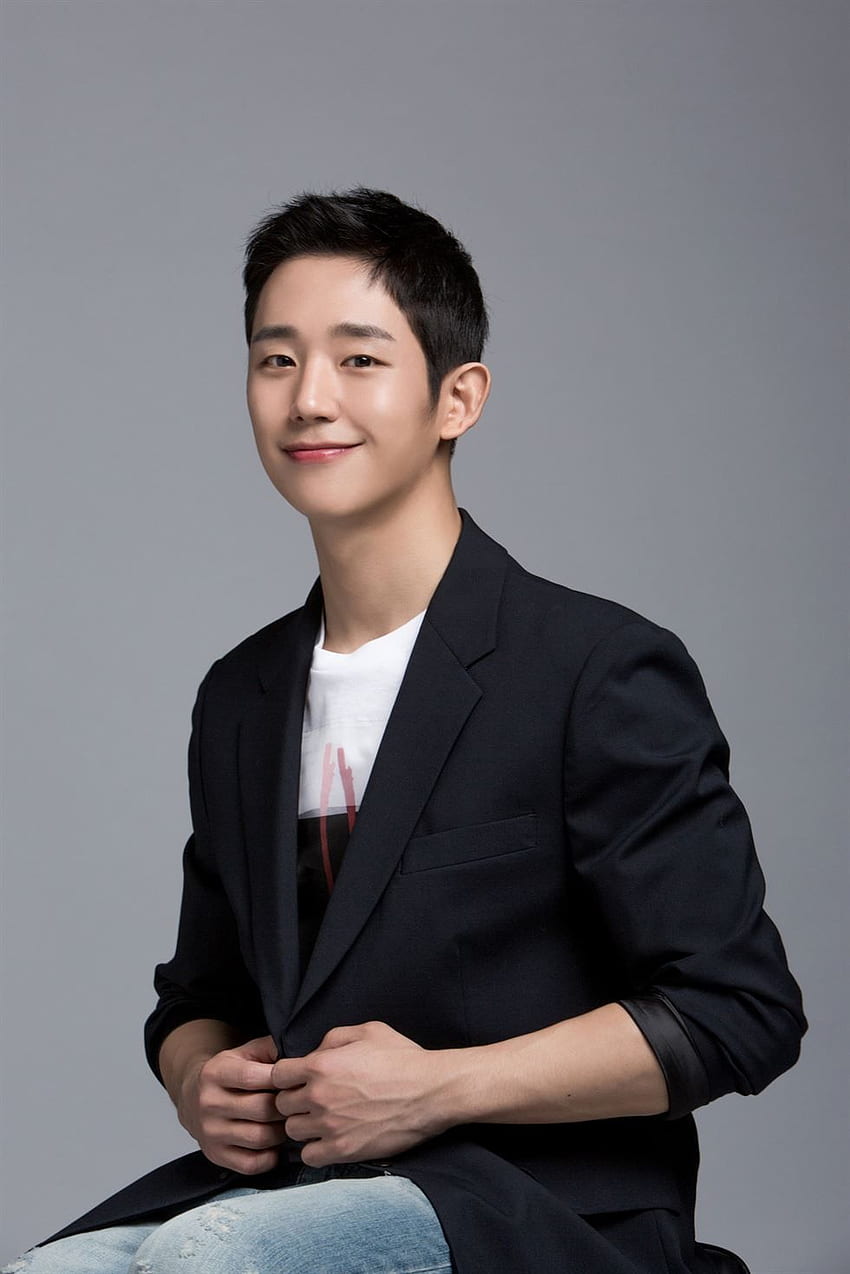 Rising Star Jung Hae In To Hold First Fan Meeting In July [] HD phone ...