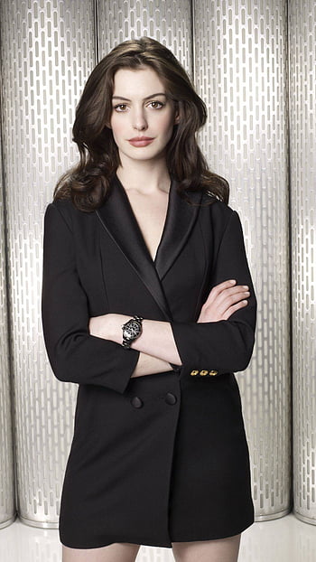 Anne Hathaway HD Wallpaper - WallpaperFX