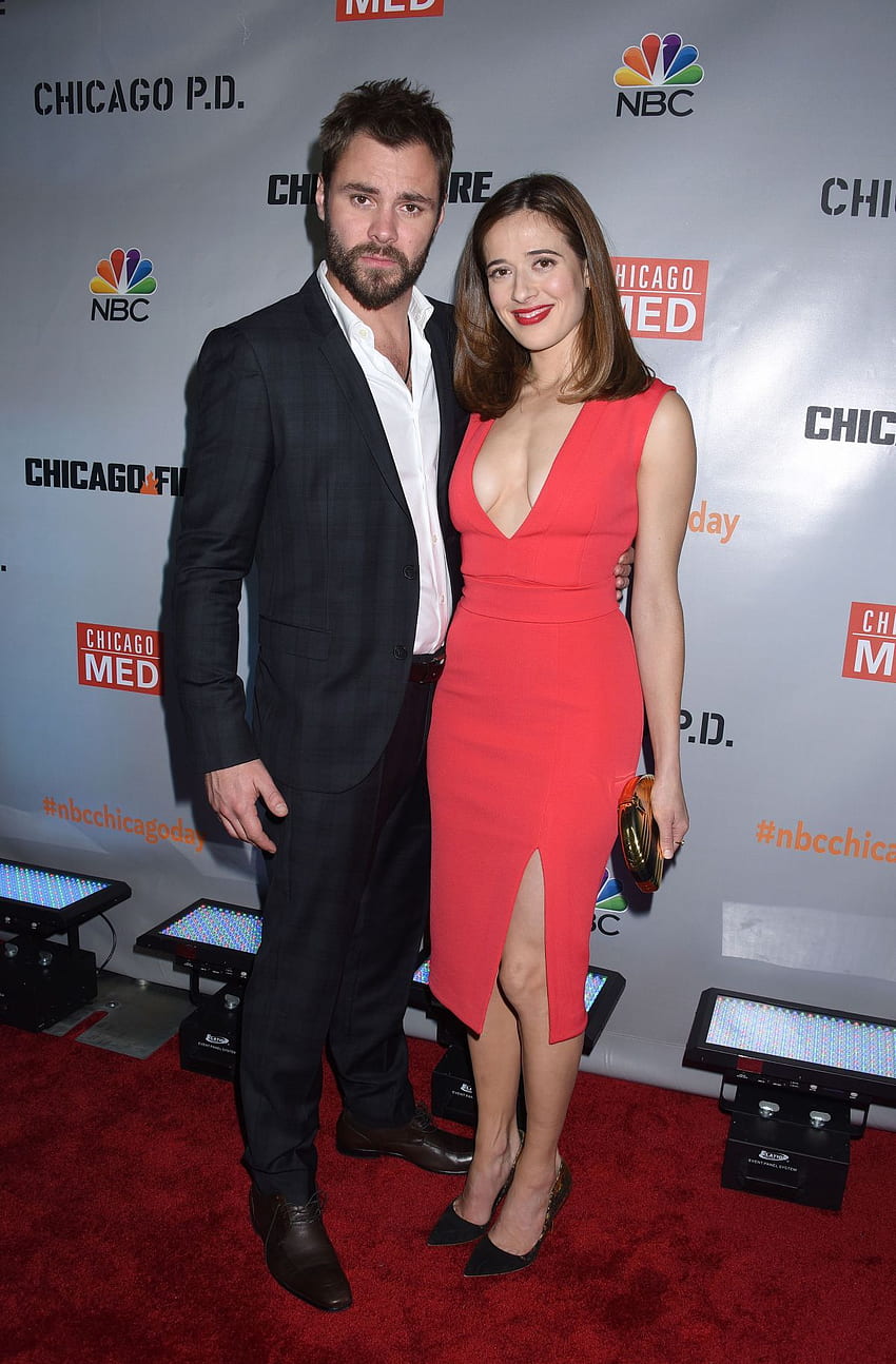 MARINA SQUERCIATI At Chicago Fire, Chicago P.D. And Chicago Med Premiere In Chicago 11 09 2015 – HawtCelebs HD phone wallpaper