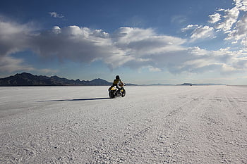 Honda S Dream Streamliner Sets Speed Record At Bonneville Salt Flats HD