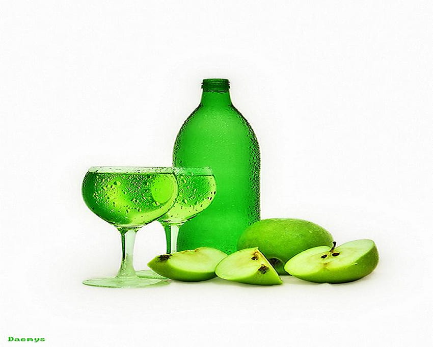 Apple green, wine glasses, bright, sliced apple, bottle, liquid HD wallpaper