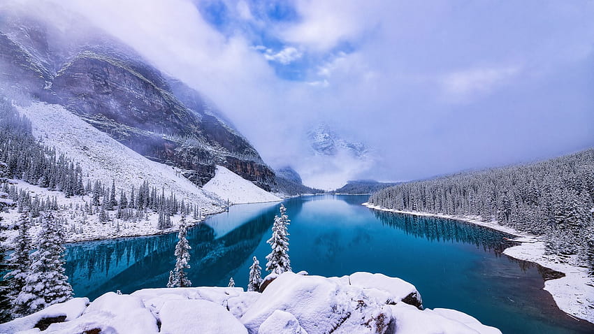 Moraine Lake, Banff National Park, Alberta, winter, snow, clouds, sky, canada, water, mountains, reflections HD wallpaper