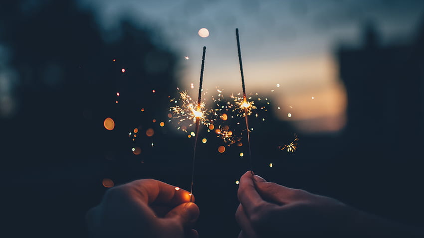 Two people holding sparklers at dusk, twilight, fireworks, hands, firework, sparkler, dusk, sparklers, evening HD wallpaper