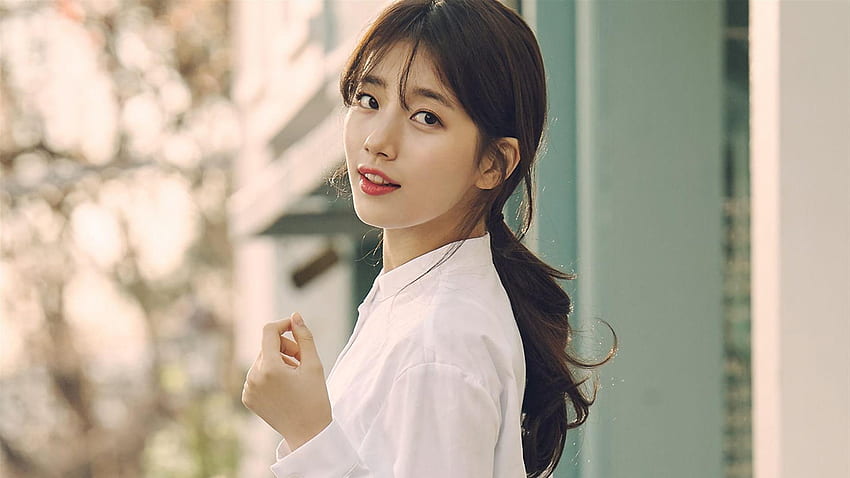 bae Suzy - Bae Suzy & Background HD wallpaper