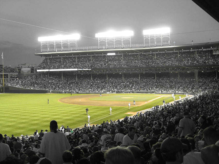 Relembrando o primeiro jogo noturno na história do Wrigley Field - MLB papel de parede HD
