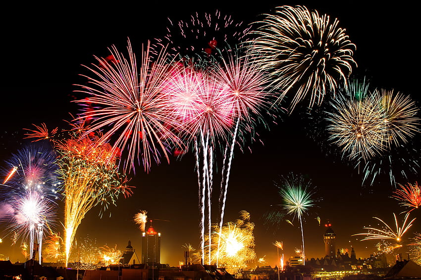 Malam tahun baru, 2018, kembang api, malam, kota, perayaan, bangunan Wallpaper HD