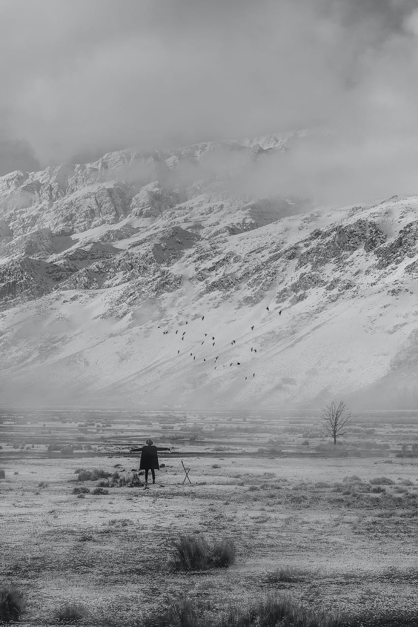 Gebirge, Schnee, Verschiedenes, Sonstiges, Mensch, Person, Einsamkeit, Geste, Schwarzweiß, Schwarzweiß, dom HD-Handy-Hintergrundbild