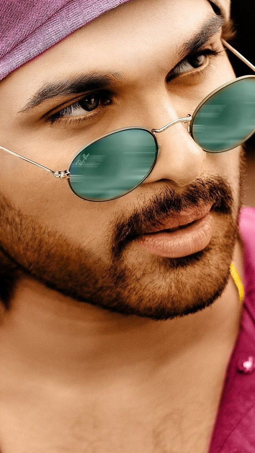 Ala Vaikunthapurramuloo new poster: Stylish Star Allu Arjun in ...