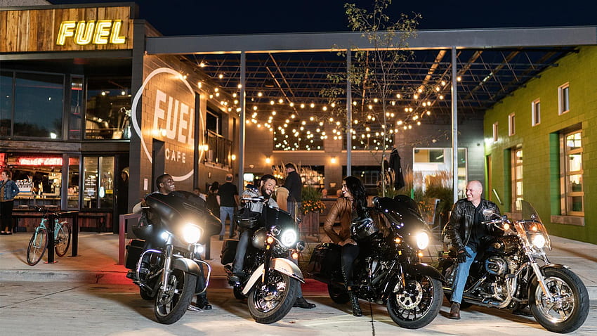 Посетете Милуоки - Мотоциклетни атракции в Милуоки, Бар за велосипедисти HD тапет