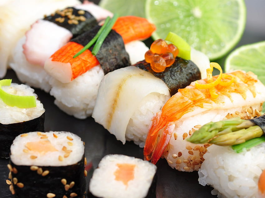 Cibo giapponese, sushi, frutti di mare, lime, caviale rosso, riso, palla di riso Sfondo HD
