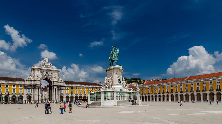 HD wallpaper Cityscape of Lisbon Portugal day architecture buildings  old town  Wallpaper Flare