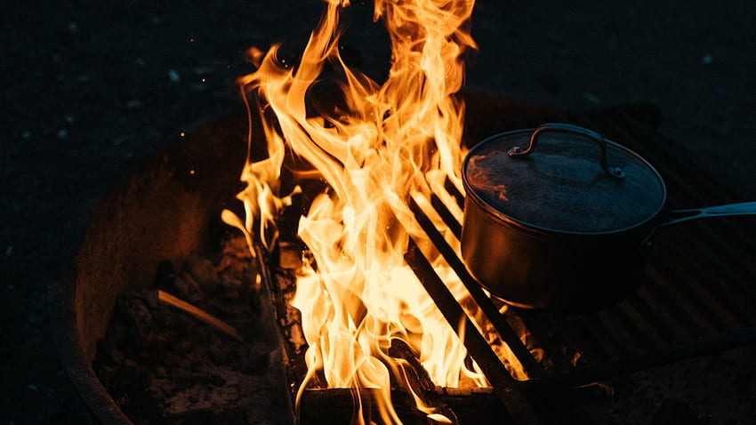 Campfire, camping, fire, dishes HD wallpaper | Pxfuel