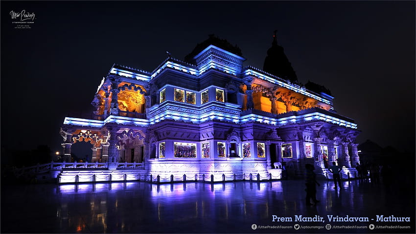 Twitter \ UP Tourism - Prem Mandir bersinar terbaik setiap malam. Pencahayaan dan dekorasi sekitar membuat candi ini hidup dan menarik. Selain nilai spiritualnya yang luar biasa, penampilannya yang berseni, Mathura Wallpaper HD