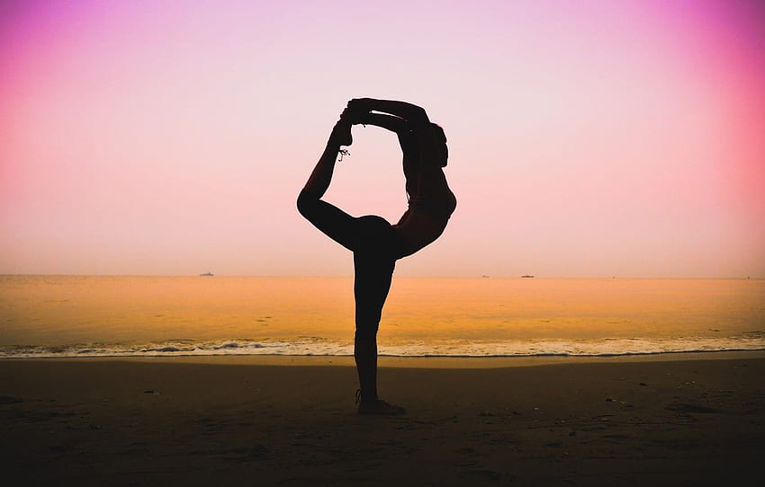 Amazon.com: Beach Yoga Pose Poster Sunset Beach Gymnastics Girl Wall Art  Dance Pictures Canvas Painting Posters and Prints Wall Art Pictures for  Living Room Bedroom Decor 16x16inch(40x40cm) Frame-Style: Posters & Prints