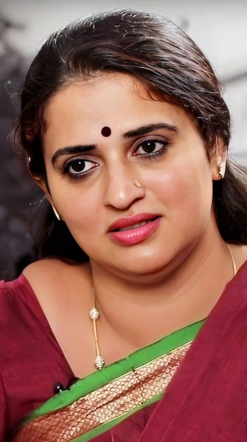 Pavitra Lokesh, Kannada-Schauspielerin HD-Handy-Hintergrundbild