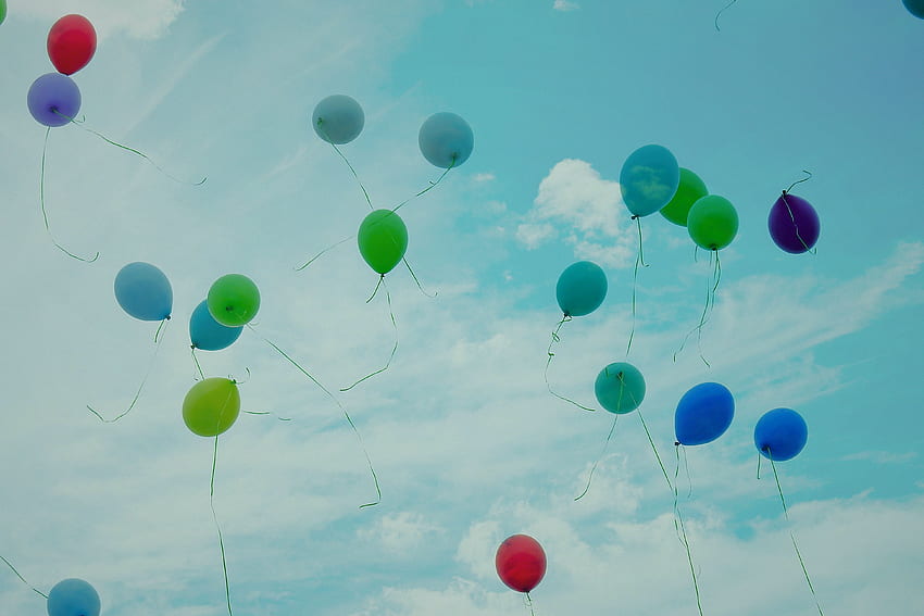 Himmel, Wolken, Luftballons, Verschiedenes, Verschiedenes, Mehrfarbig, Bunt, Flug, Leichtigkeit, Luftballons HD-Hintergrundbild