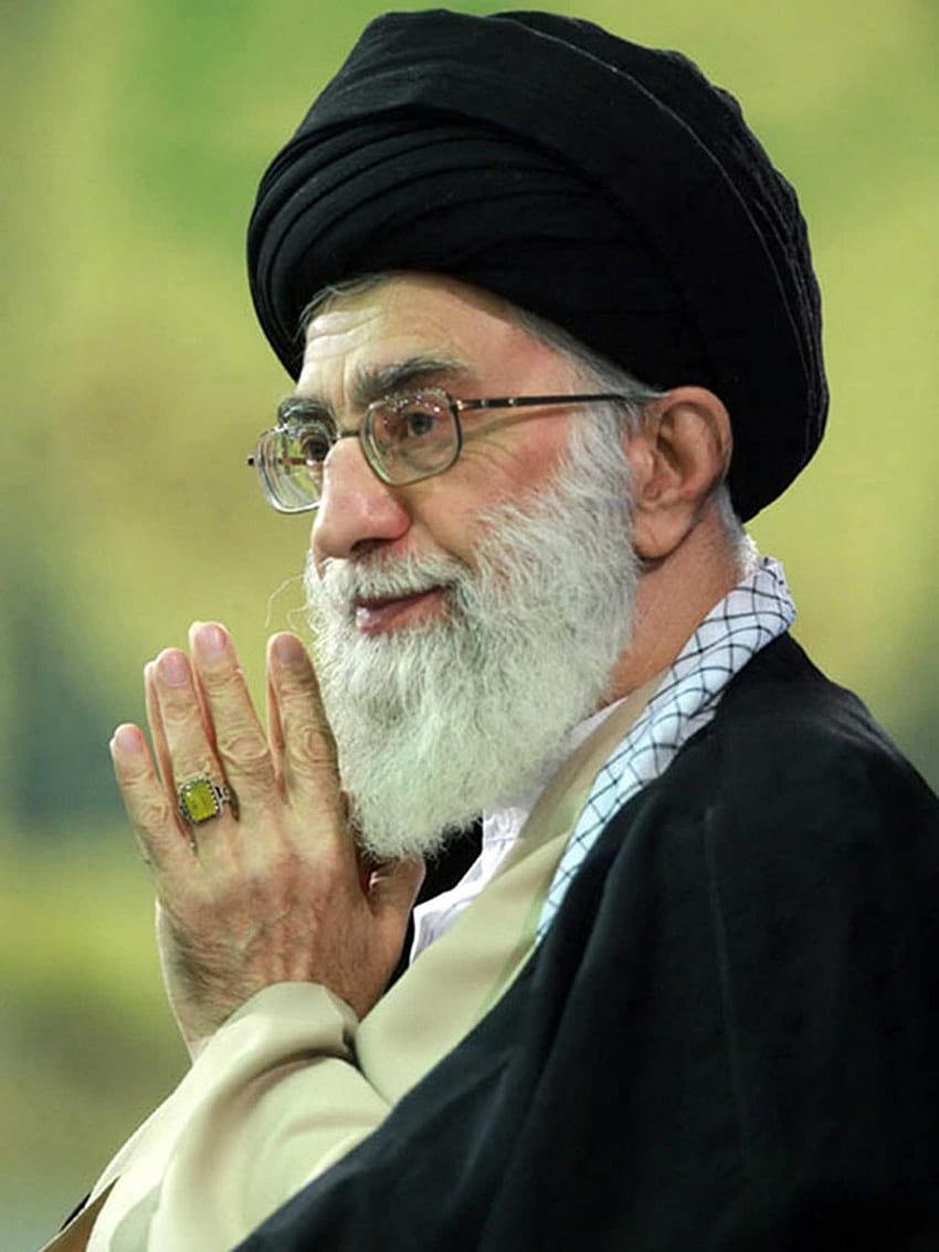 Oberster Führer Ayatollah Ali Khamenei auf Show für die iranische Atomenergie HD-Handy-Hintergrundbild