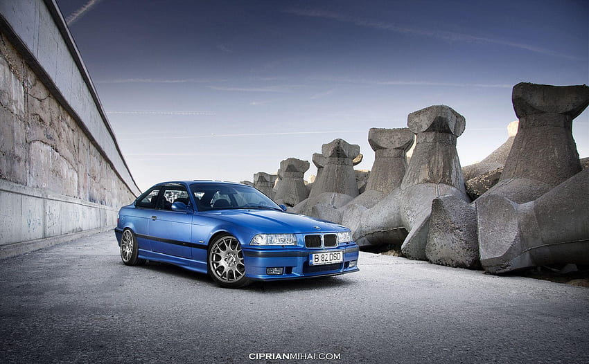 E46 M3 . E46 M3 , E46 Gauges and E46 Sedan, Blue BMW M3 HD wallpaper