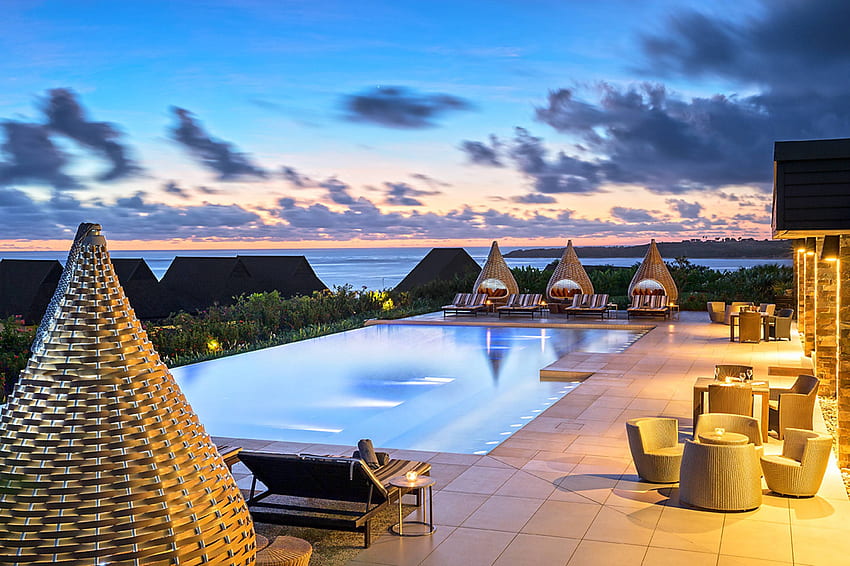 Luxury Villa Fiji, pulau, tropis, senja, kepulauan, fiji, samudra, matahari terbenam, renang, laut, kemewahan, eksotis, firdaus, vila, pemandangan, kolam, malam, polinesia Wallpaper HD
