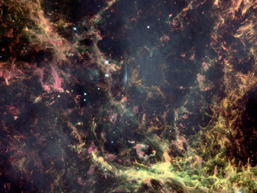 Peering Into The Heart Of The Crab Nebula HD wallpaper
