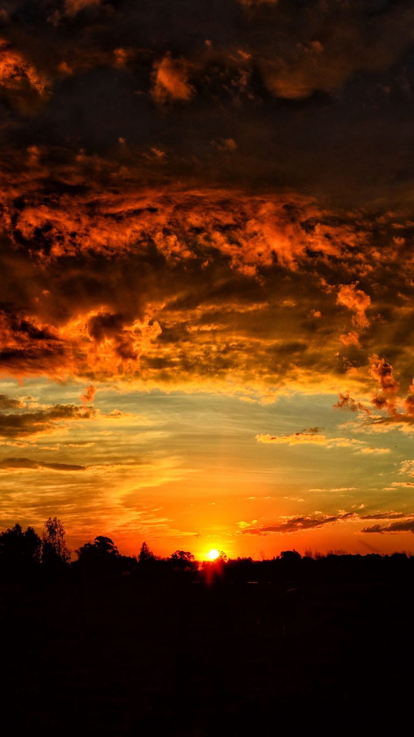 Matahari terbenam, awan, langit oranye, latar belakang iphone - Latar Belakang Keren wallpaper ponsel HD